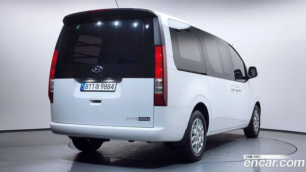 Hyundai Staria 2023 из KR, фото 5