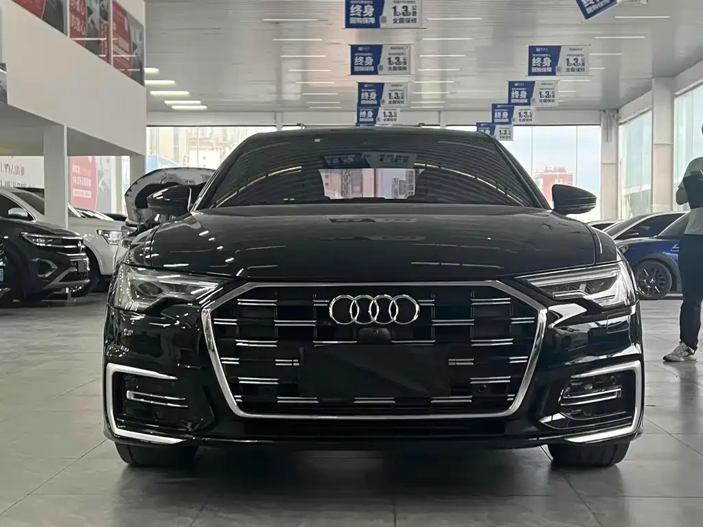 Audi A6L — фото 6