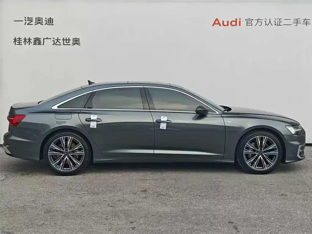 Audi A6L 2023 из CN, фото 5