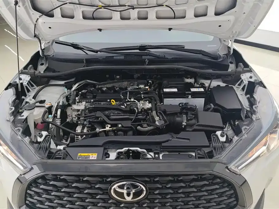 Toyota Corolla Cross 2023 из CN, фото 9