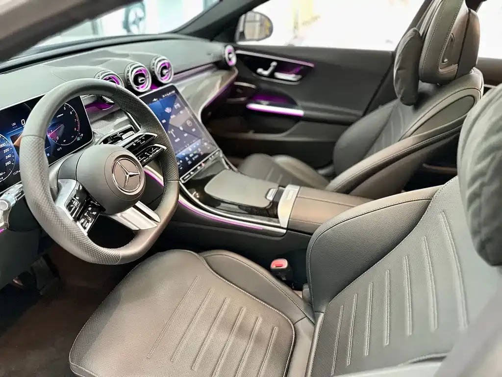 Mercedes-Benz C-Class — фото 10