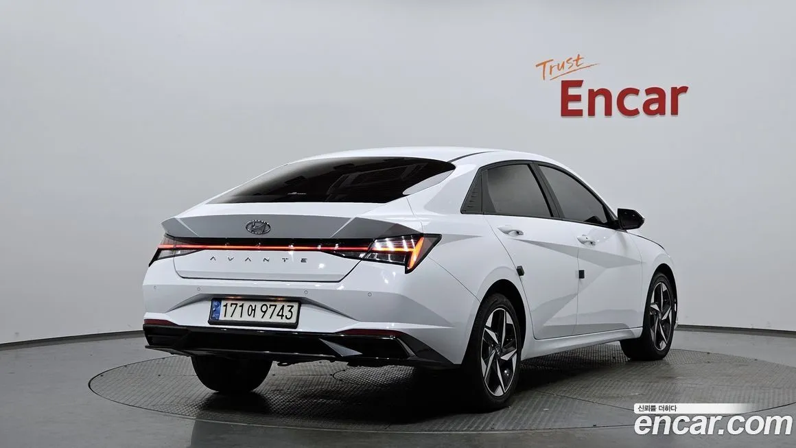 Hyundai AVANTE — фото 4