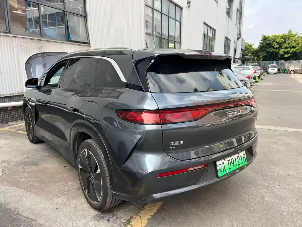 BYD Tang L — фото 4