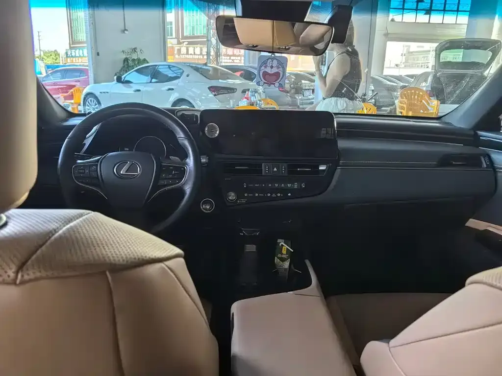 Lexus ES 2024 из CN, фото 3