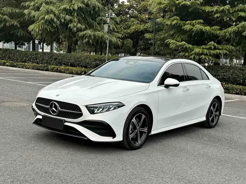 Mercedes-Benz A-Class — фото 1