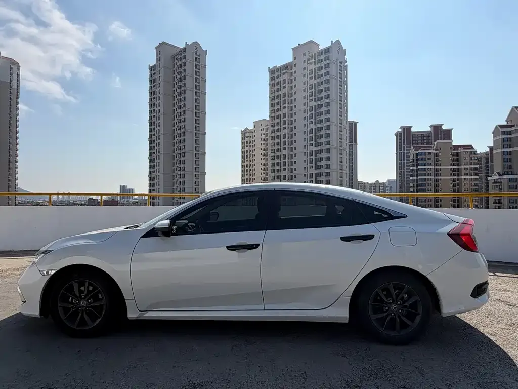 Honda Civic 2021 из CN, фото 3