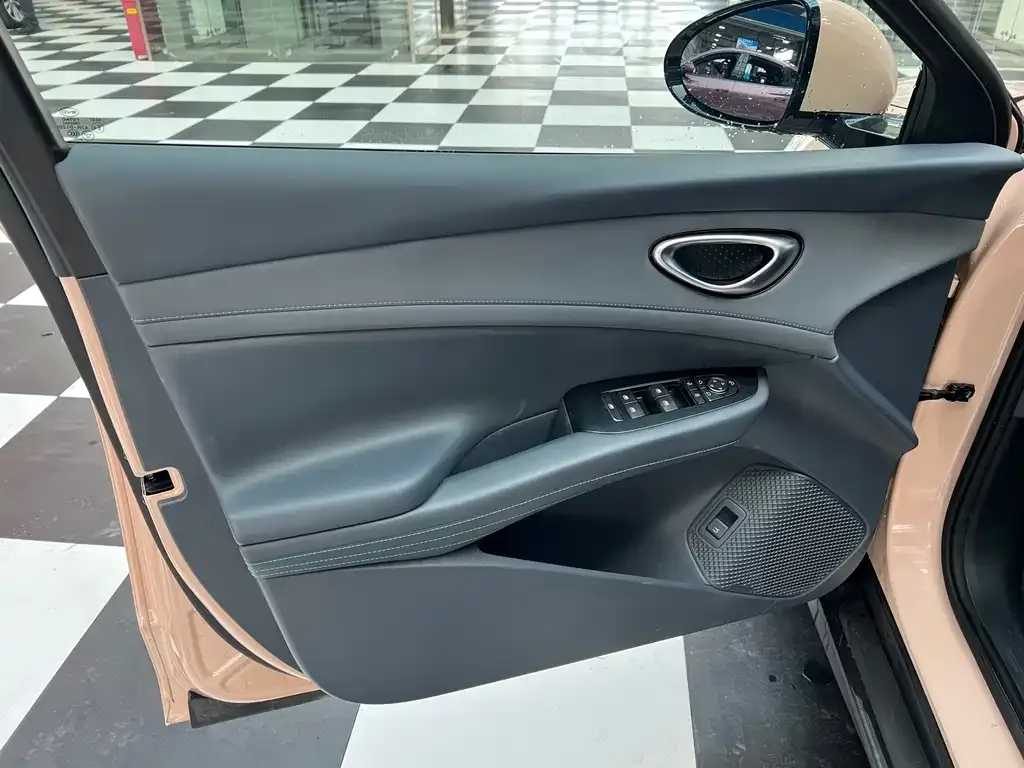 BYD Seal 06GT 2025 из CN, фото 9