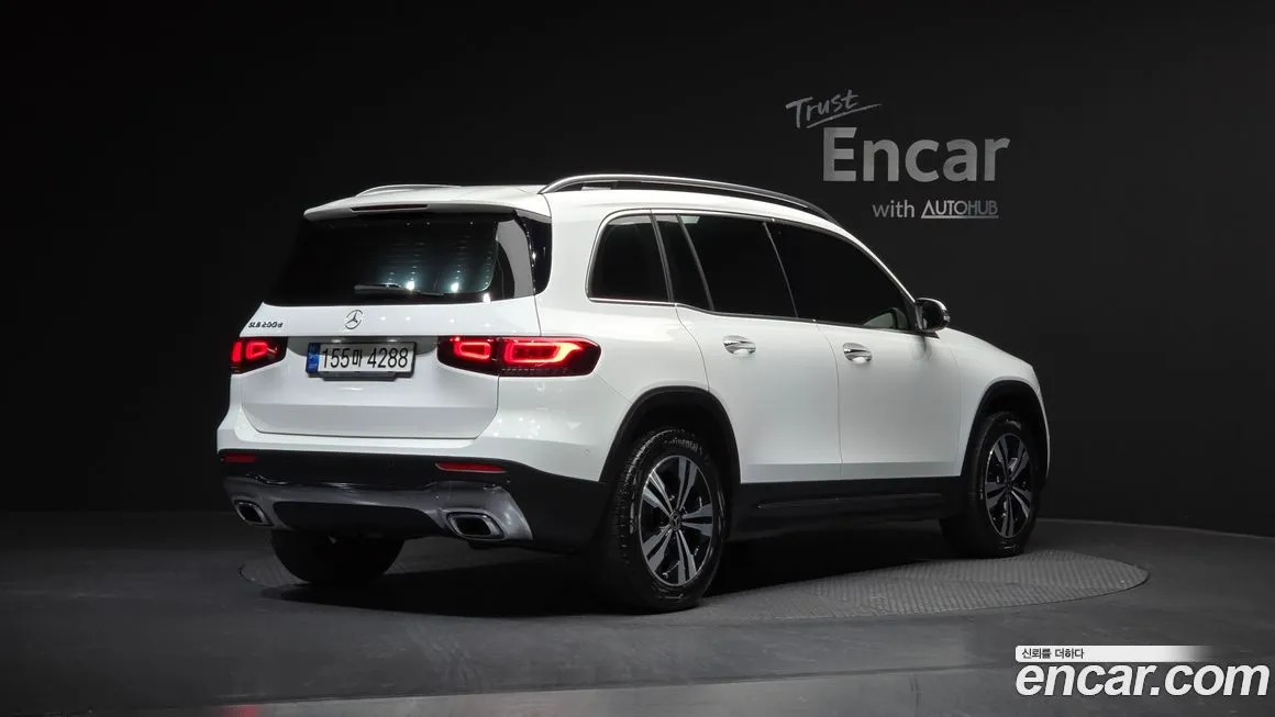 Mercedes-Benz GLB-Class — фото 7
