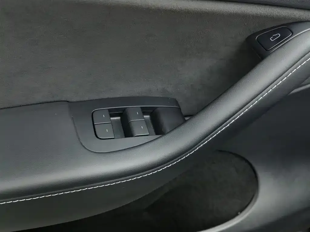Tesla Model Y 2022 из CN, фото 9