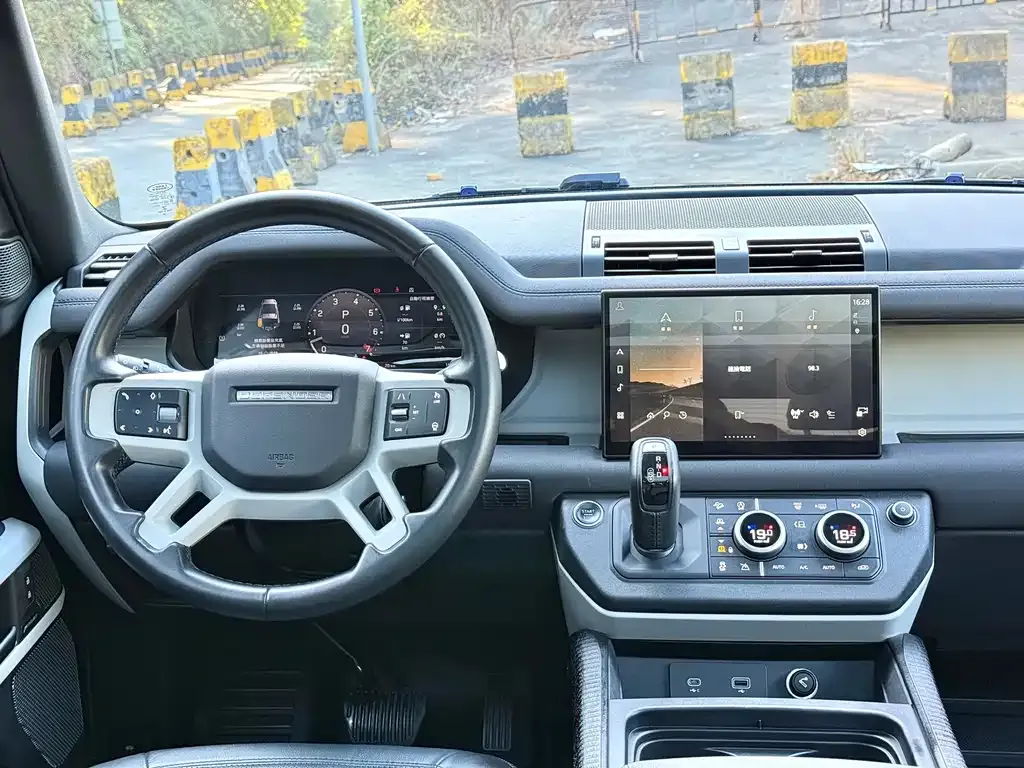 Land Rover Defender 2022 из CN, фото 3