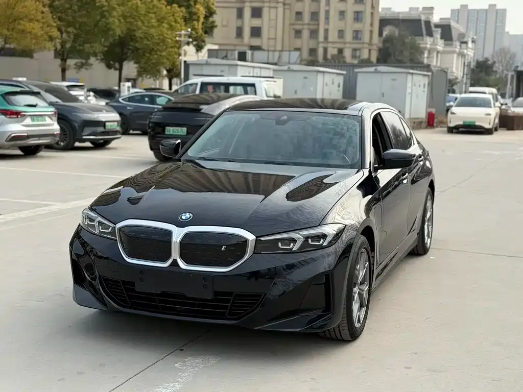 BMW i3 — фото 1