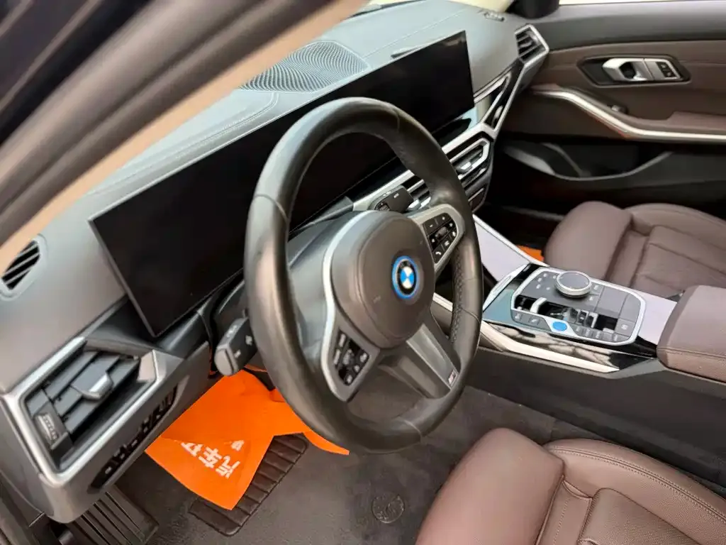 BMW i3 — фото 2