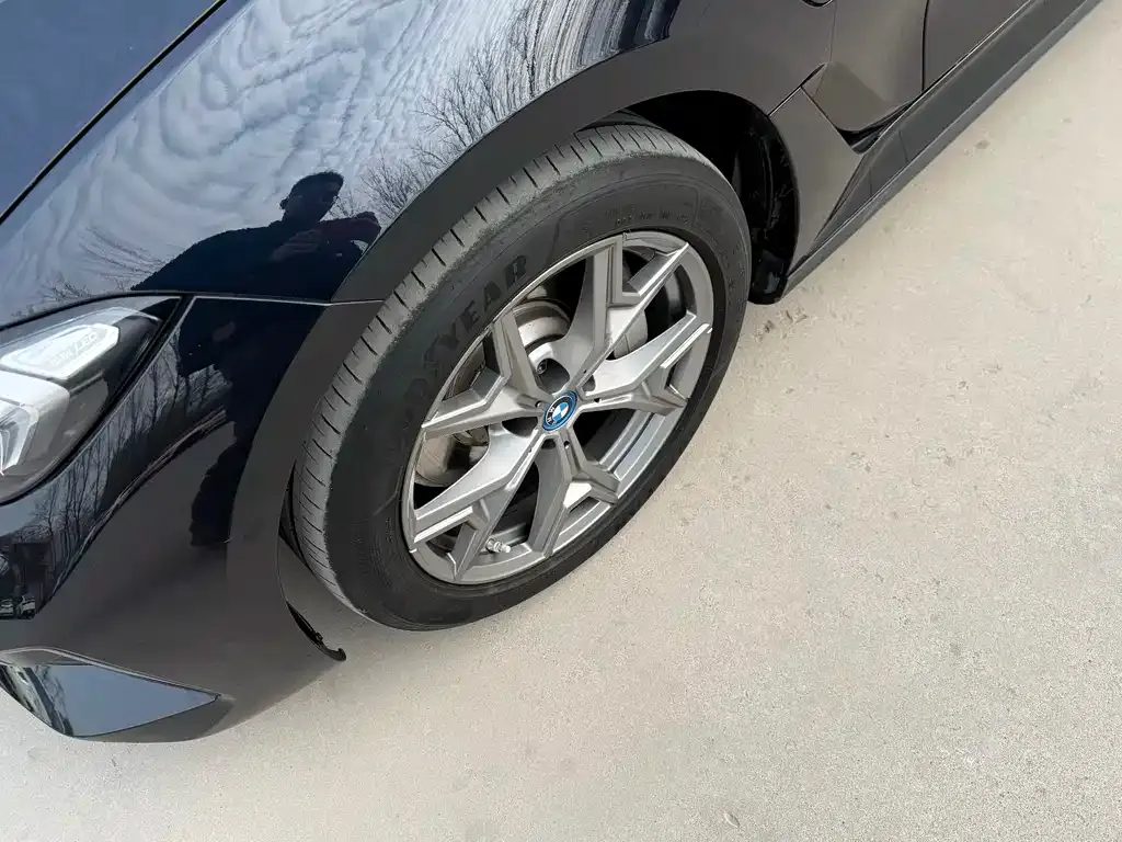 BMW i3 — фото 5