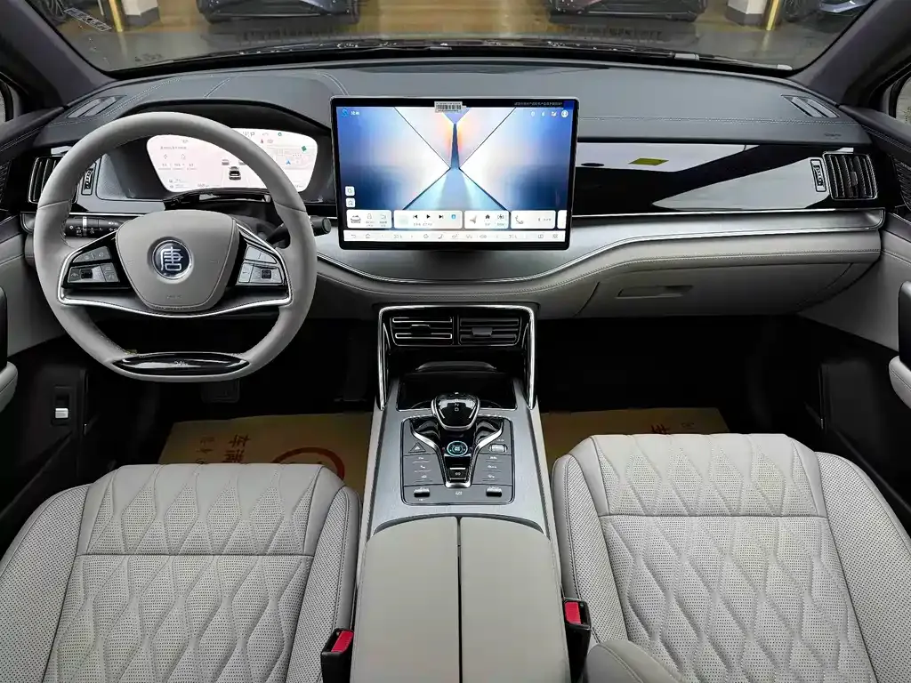 BYD Tang New Energy 2025 из CN, фото 6