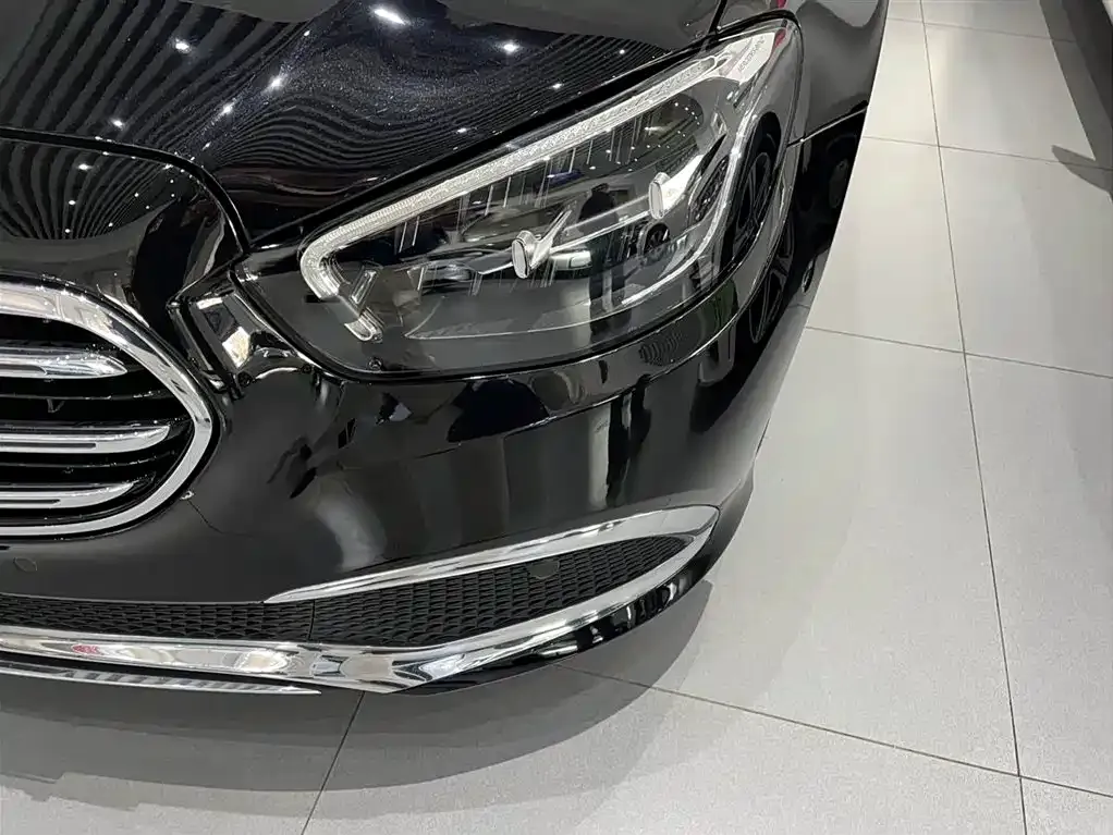 Mercedes-Benz E-Class 2022 из CN, фото 2