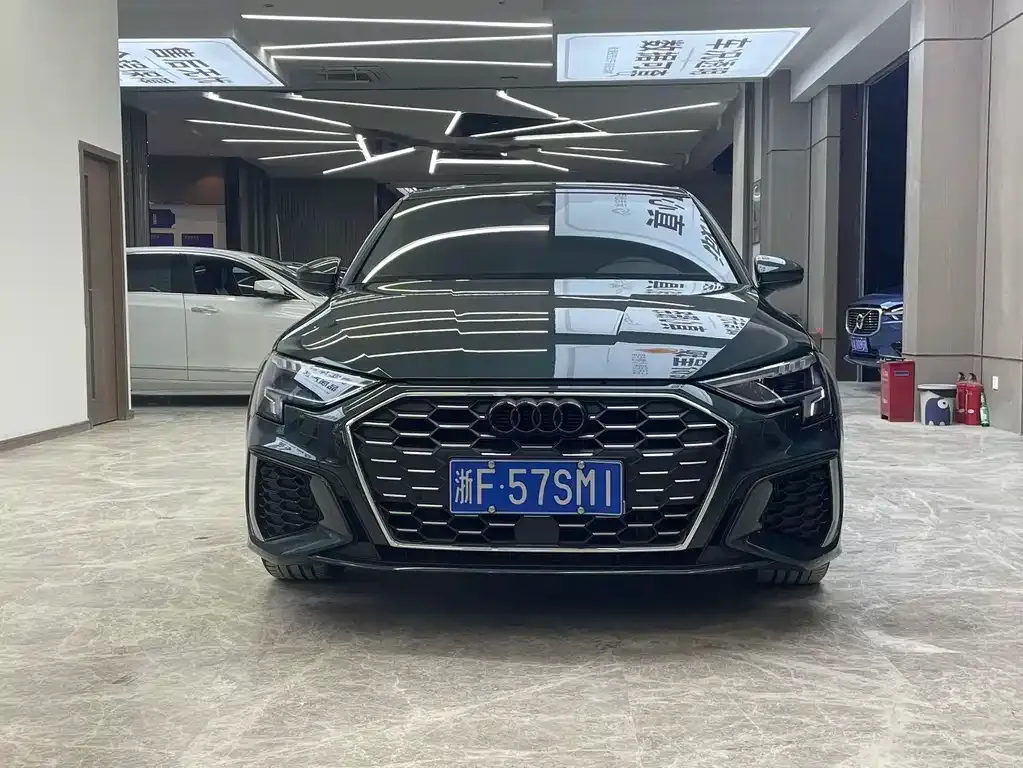 Audi A3 2023 из CN, фото 10