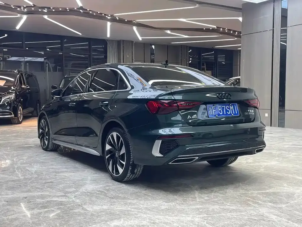 Audi A3 2023 из CN, фото 7