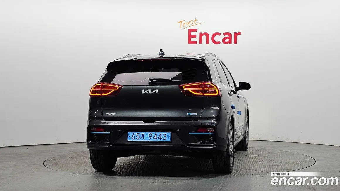 Kia Niro — фото 5