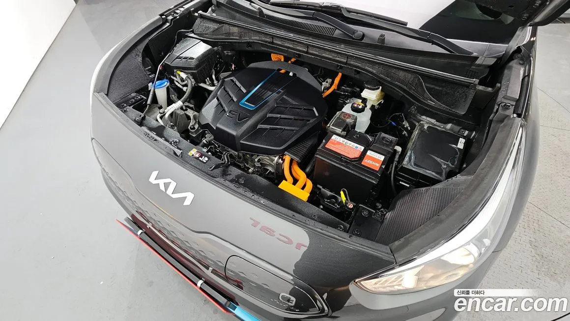 Kia Niro — фото 4