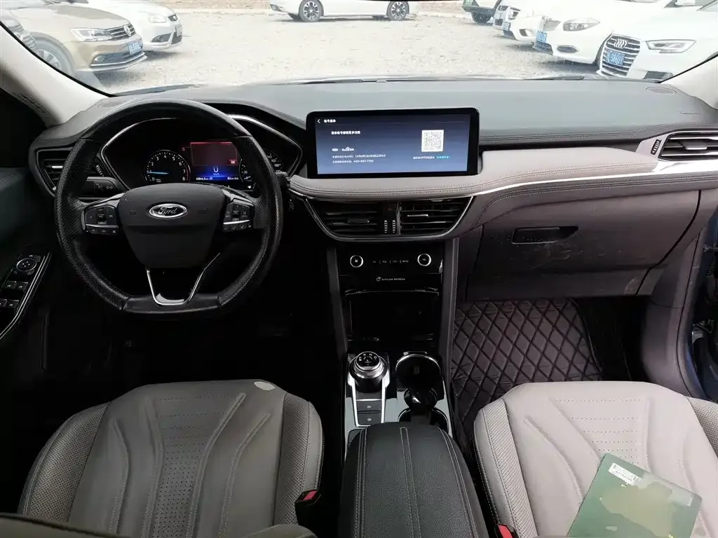 Ford Escape 2022 из CN, фото 2
