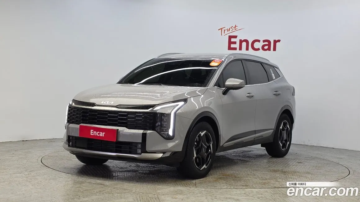 Kia Sportage — фото 1