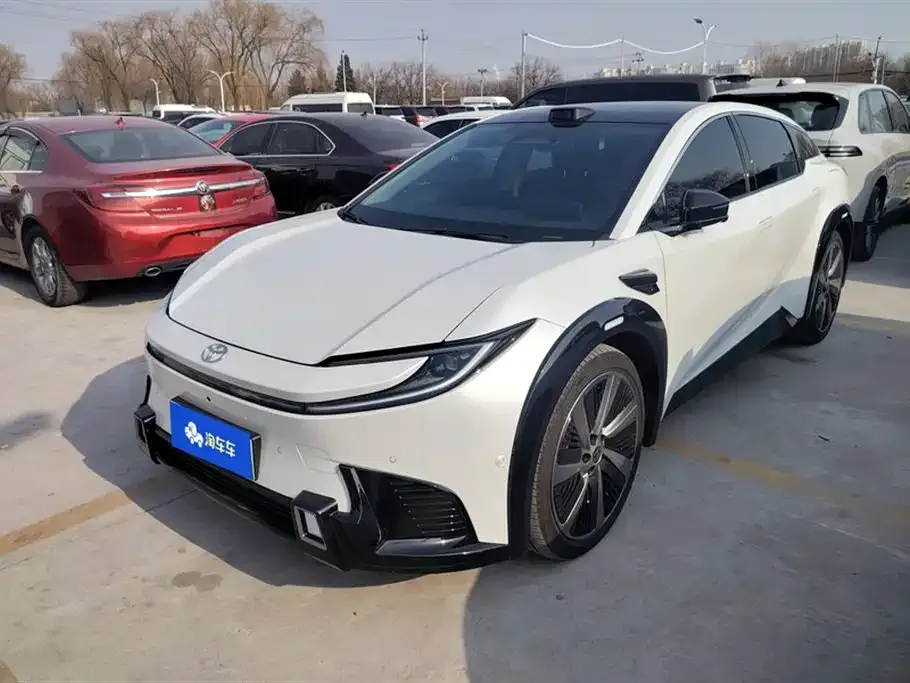 Toyota bZ5 2025 из CN, фото 1