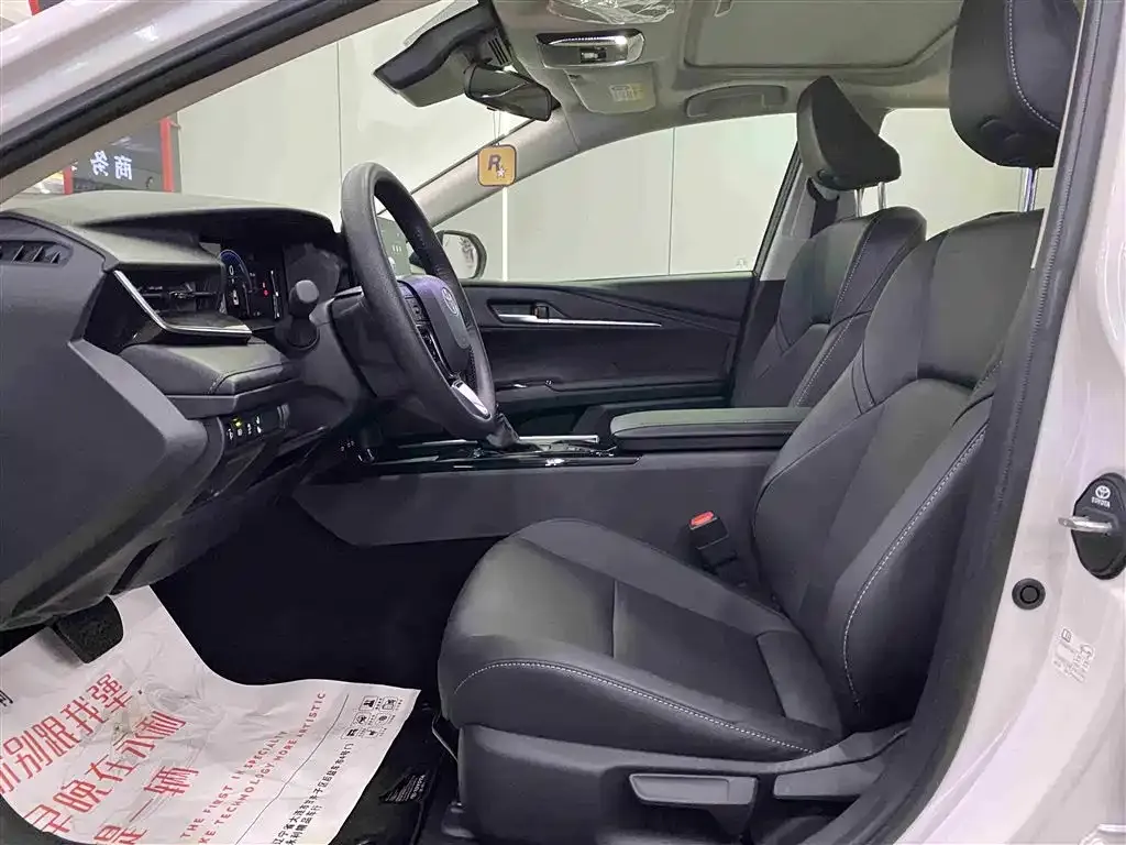 Toyota Camry 2025 из CN, фото 6