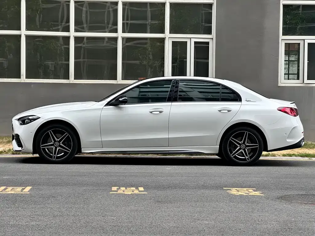 Mercedes-Benz C-Class — фото 3