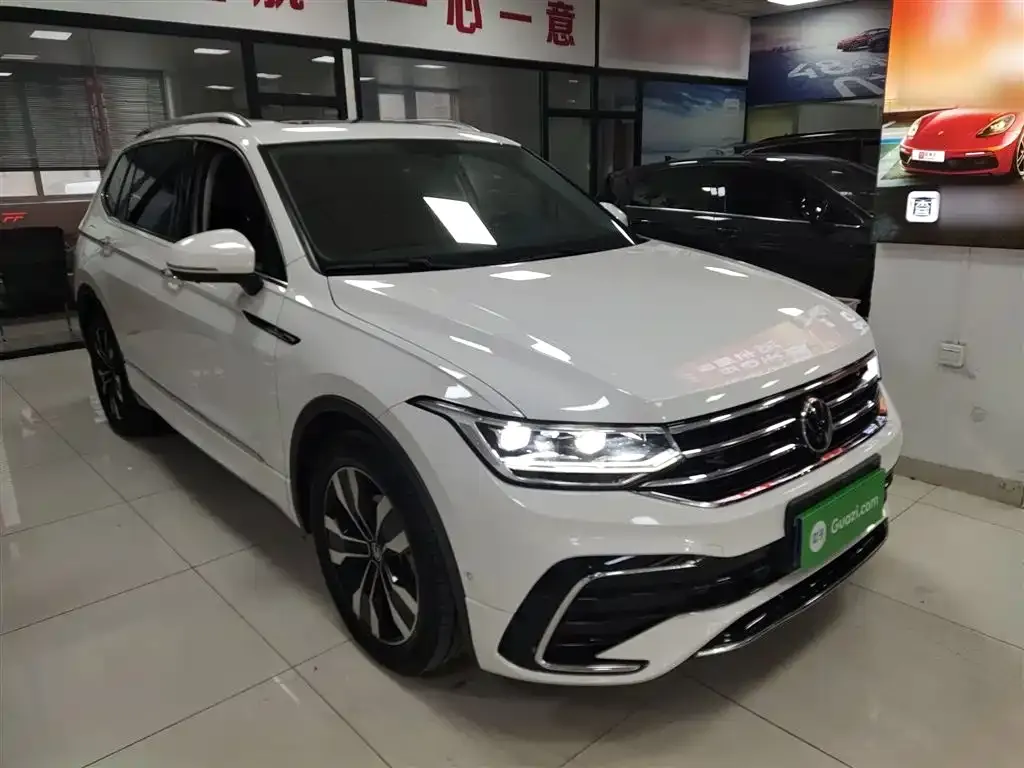 Volkswagen Tiguan L 2021 из CN, фото 4