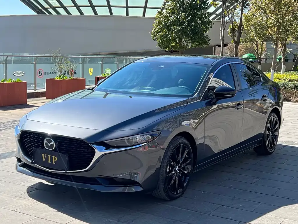 Mazda 3 Axela 2024 из CN, фото 1