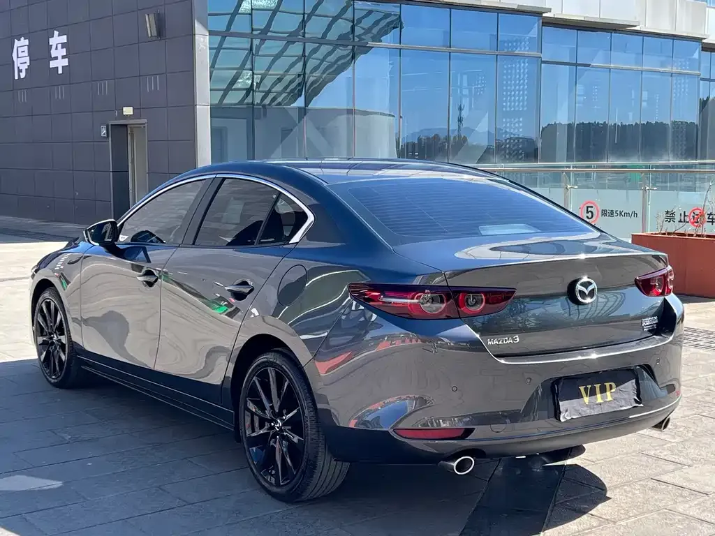 Mazda 3 Axela 2024 из CN, фото 4