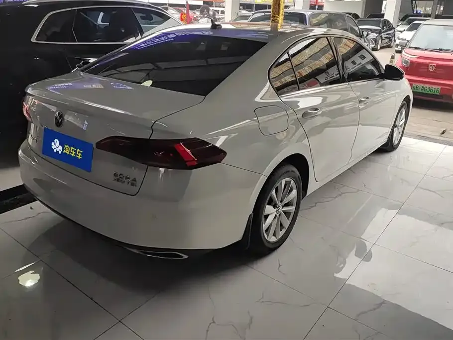 Volkswagen Bora 2022 из CN, фото 10