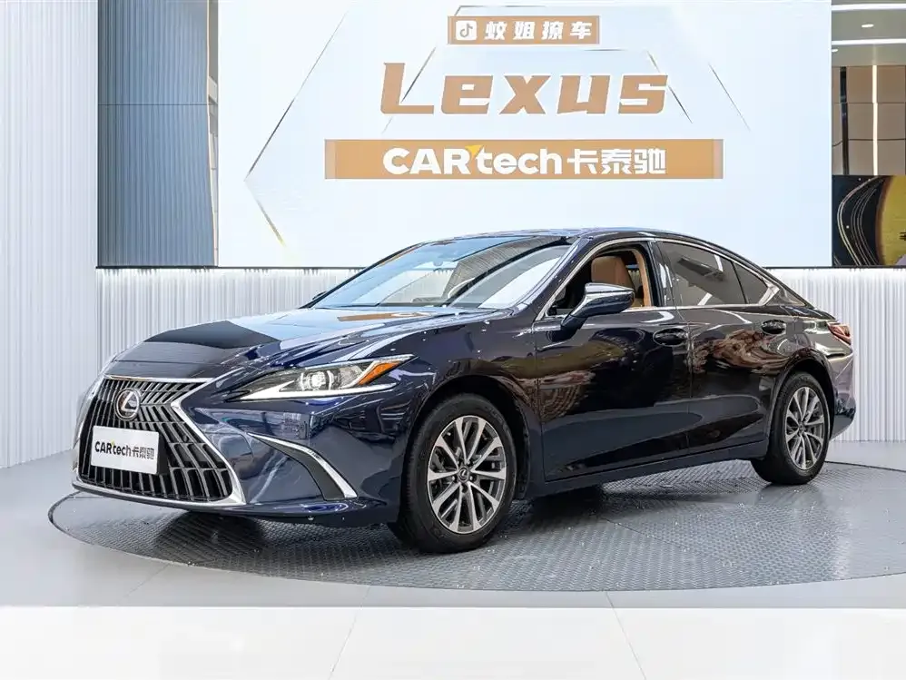 Lexus ES 2023 из CN, фото 1