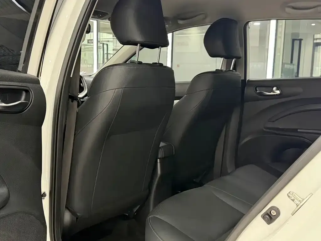 Kia KX1 2022 из CN, фото 7