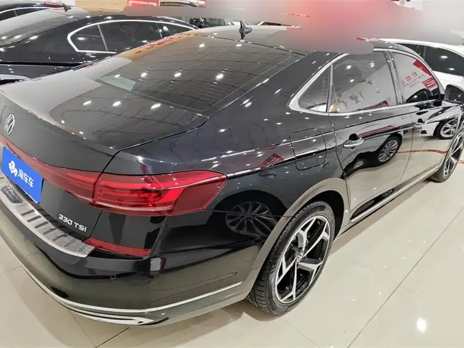 Volkswagen Passat 2022 из CN, фото 10
