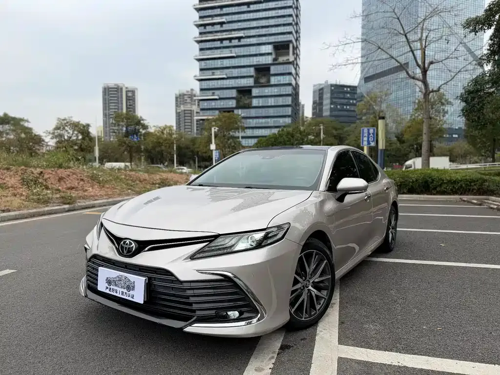 Toyota Camry 2022 из CN, фото 1