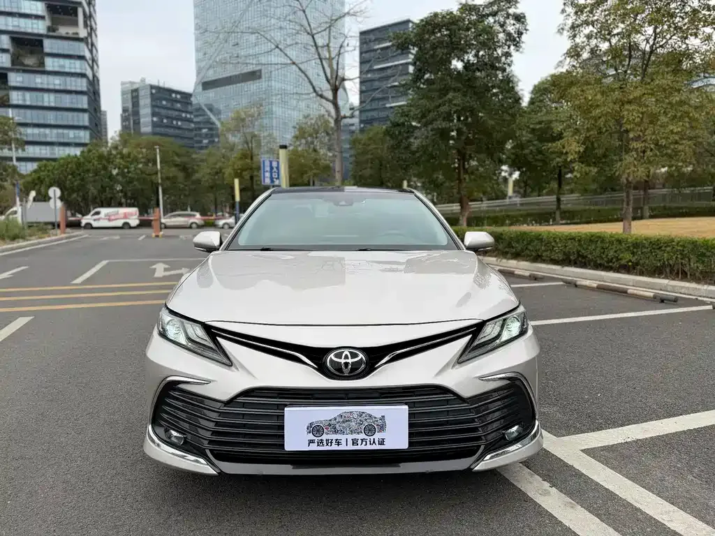 Toyota Camry 2022 из CN, фото 4