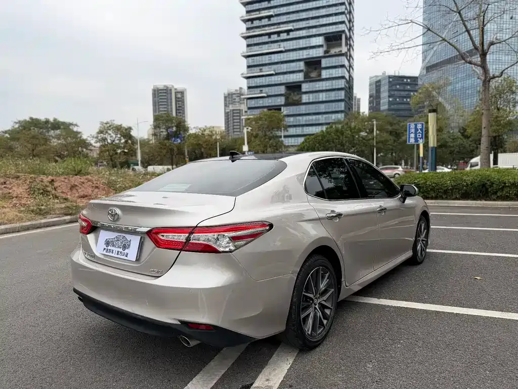 Toyota Camry 2022 из CN, фото 6