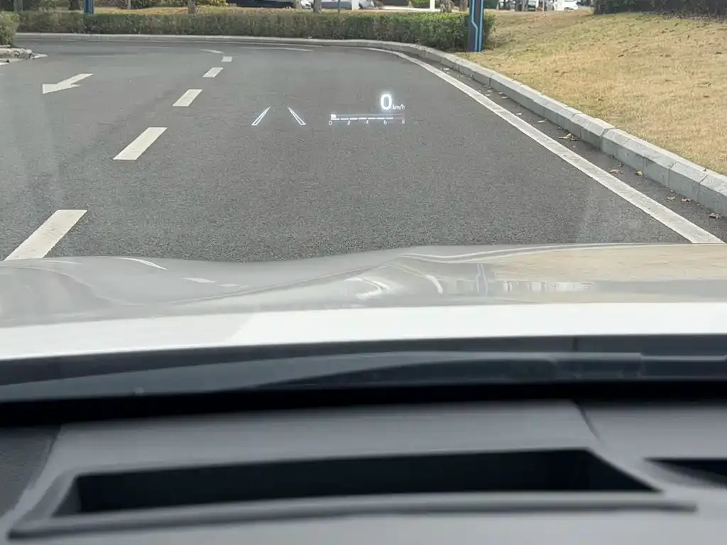 Toyota Camry 2022 из CN, фото 2