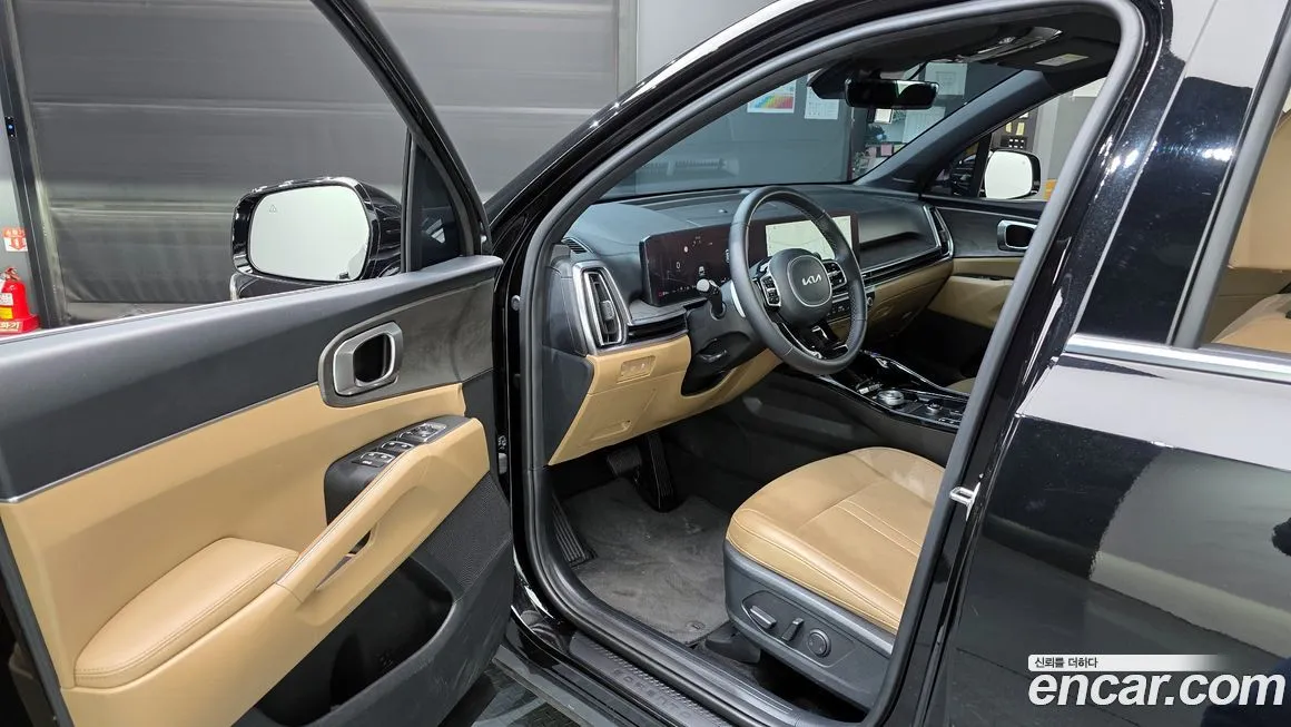 Kia Sorento — фото 6