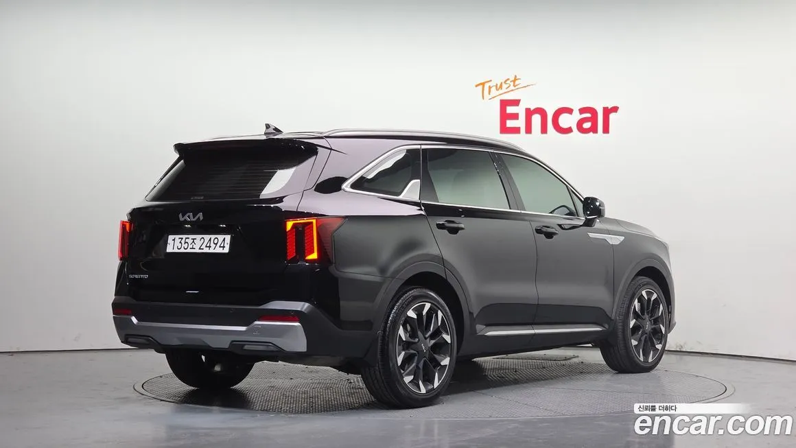 Kia Sorento — фото 4