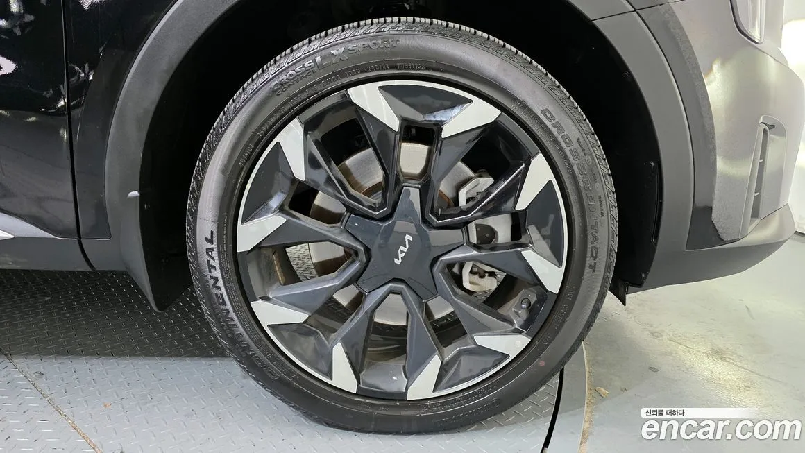 Kia Sorento — фото 7