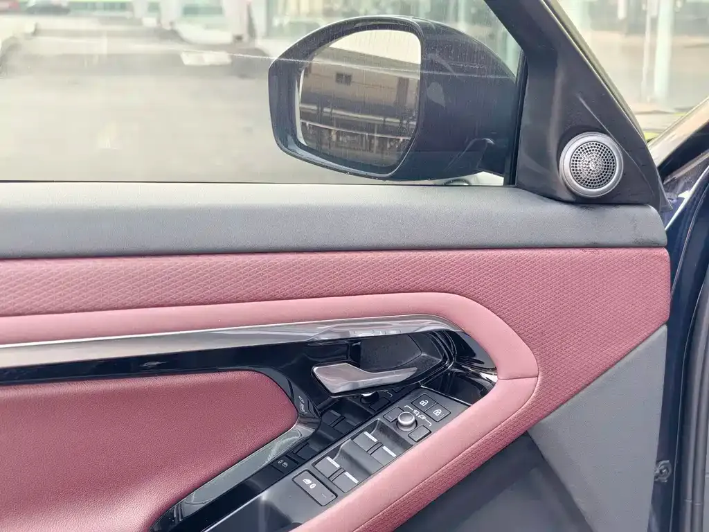 Land Rover Evoque 2022 из CN, фото 4