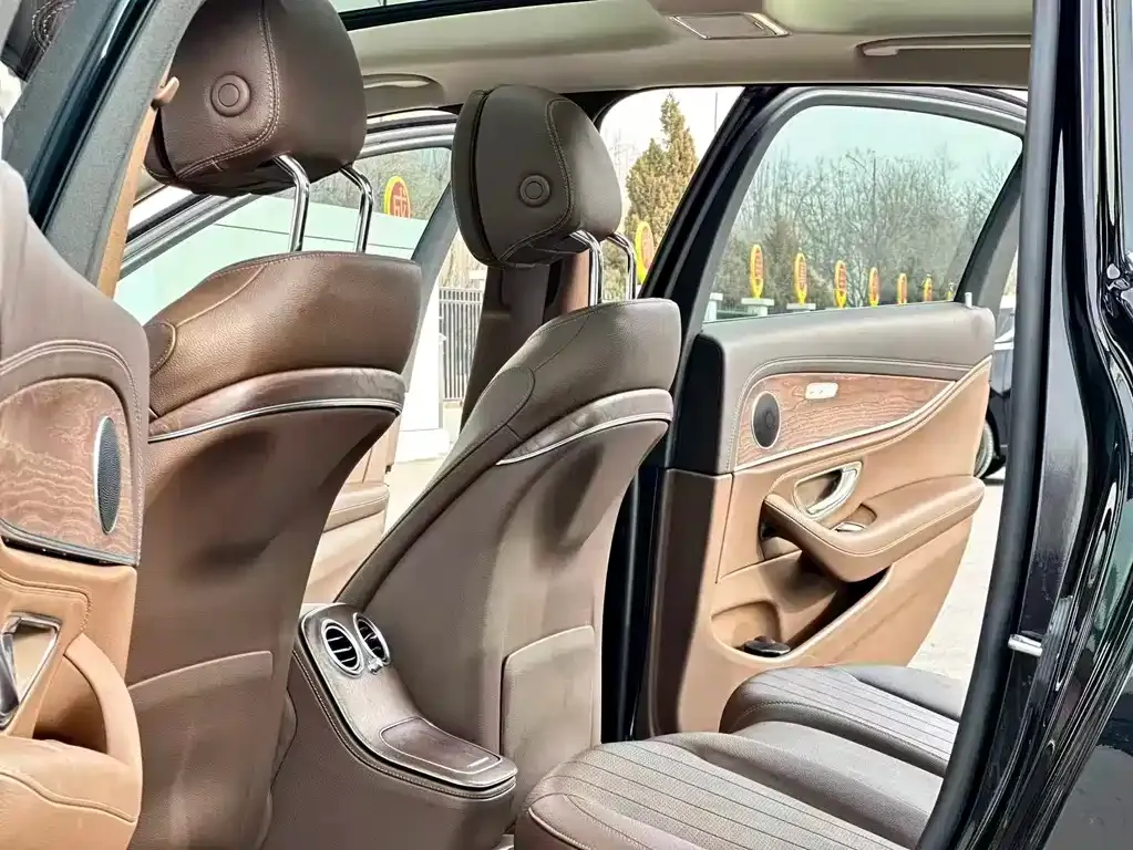 Mercedes-Benz E-Class 2021 из CN, фото 4