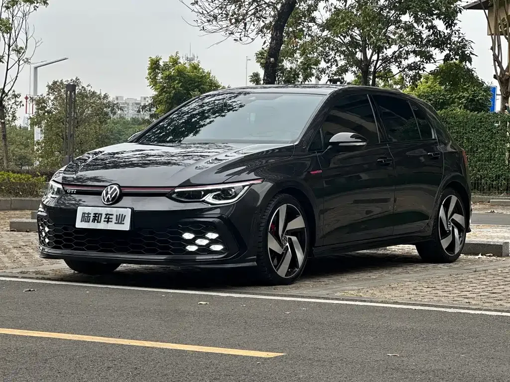 Volkswagen Golf GTI 2022 из CN, фото 1