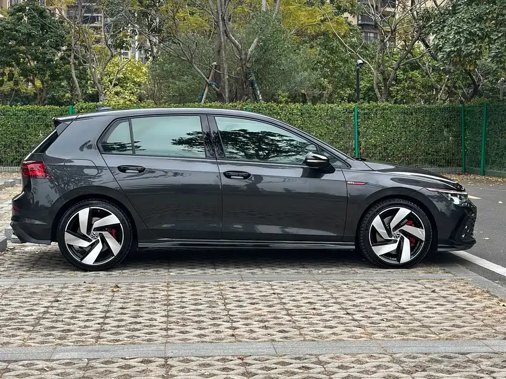 Volkswagen Golf GTI 2022 из CN, фото 10