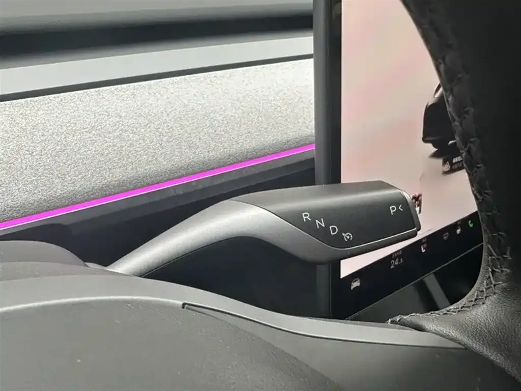 Tesla Model Y 2024 из CN, фото 9