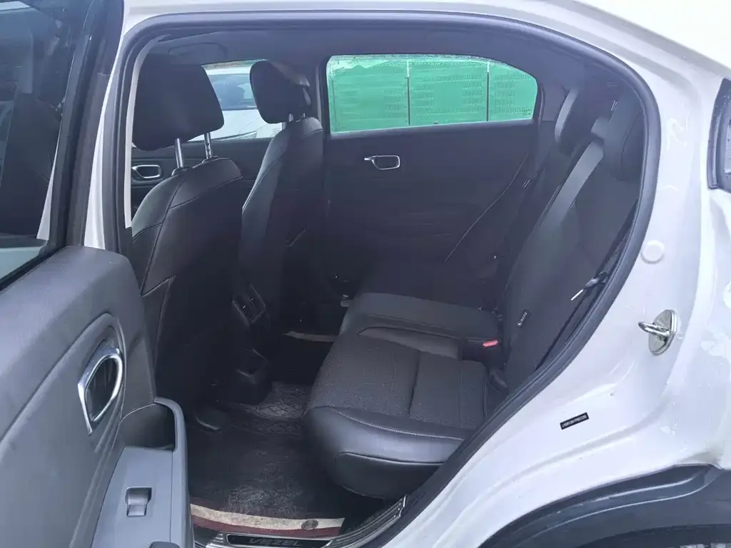 Honda Vezel 2024 из CN, фото 10