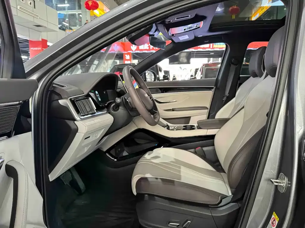 BYD PLUS New Energy 2025 из CN, фото 10