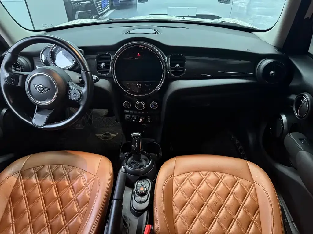 MINI Cooper (3-door) 2021 из CN, фото 3